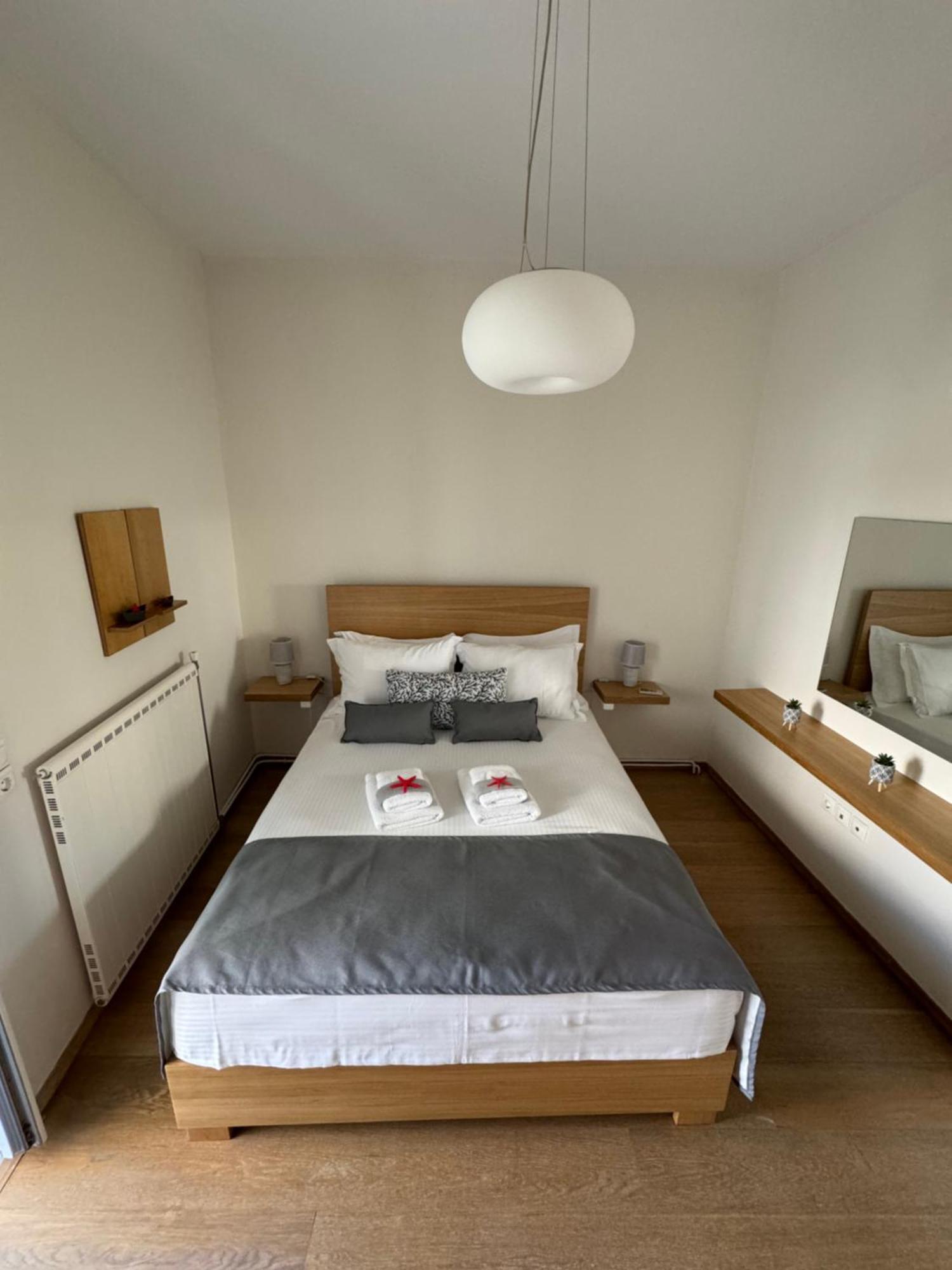 Thetis Deluxe Naousa (Paros)