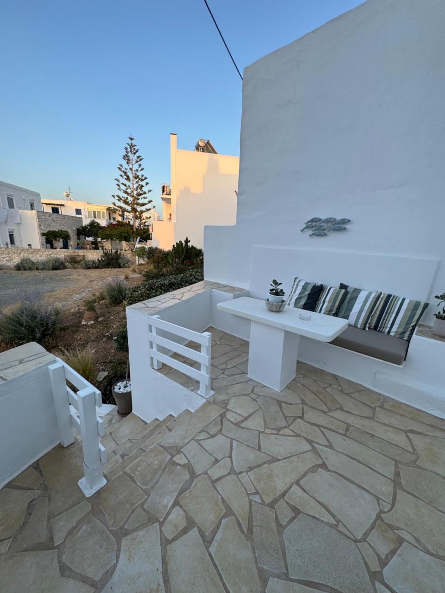 Thetis Deluxe Naousa (Paros)